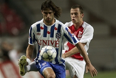 持他的竞技 持他的竞技