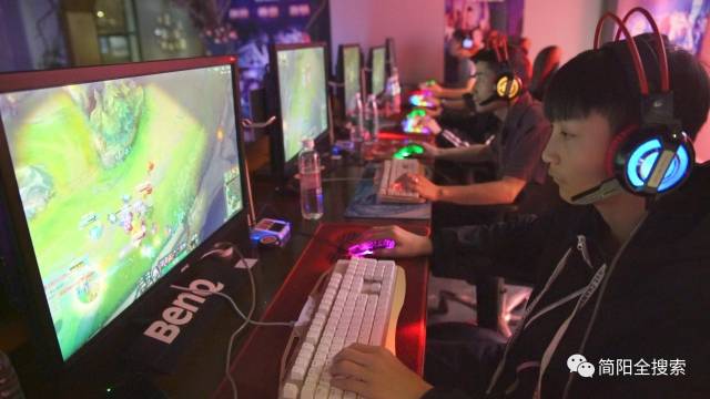 争异常激烈 争异常激烈