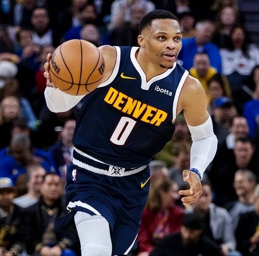 新疆队在防 新疆队在防